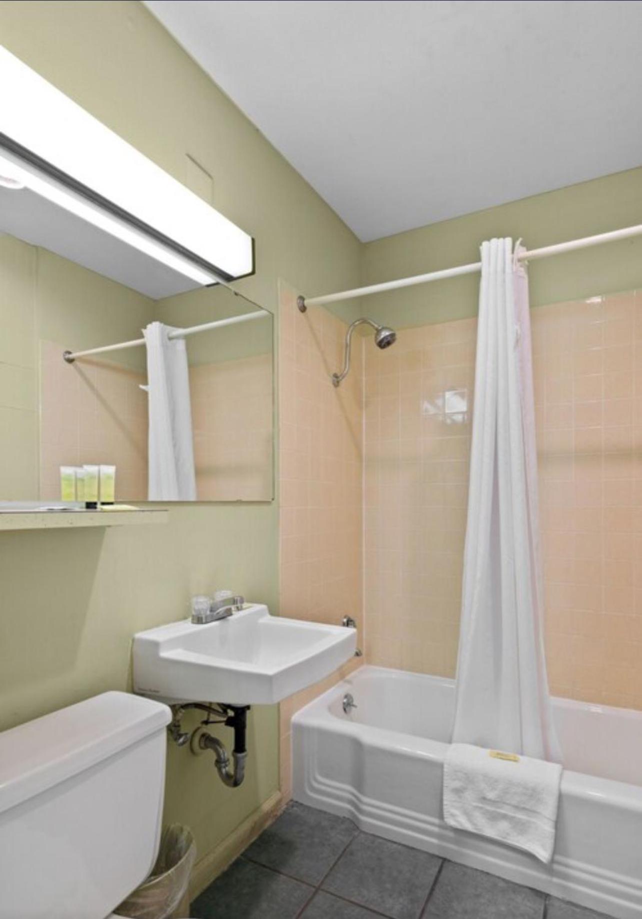 Holiday Lodge Wenatchee Luaran gambar